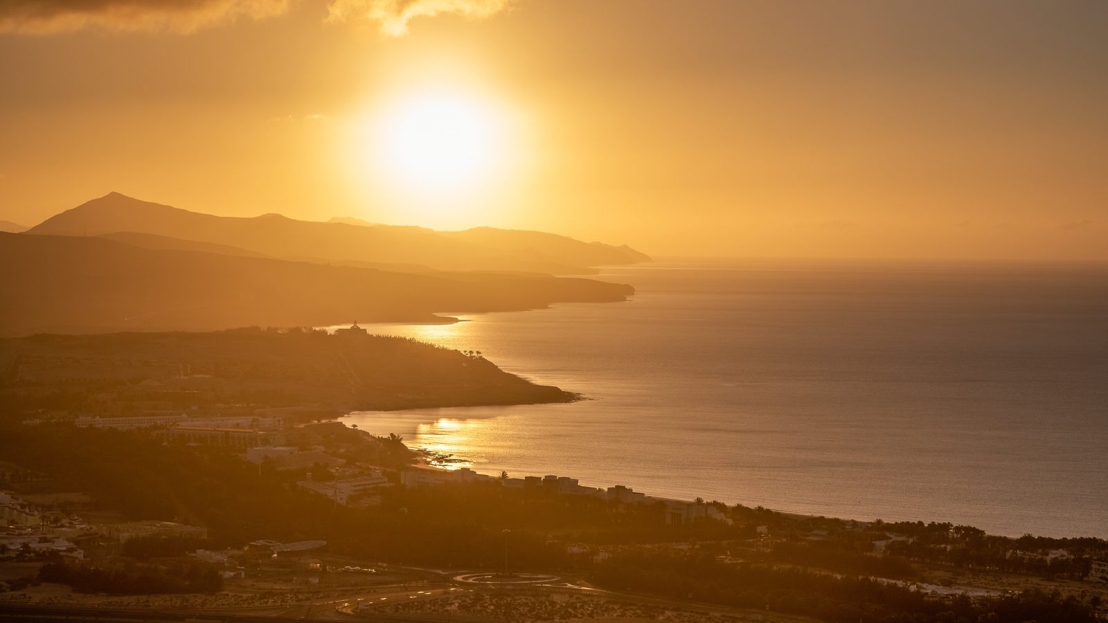 Fuerteventura sunset mountains